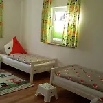 Haus Maria Waldblick * Burtenbach