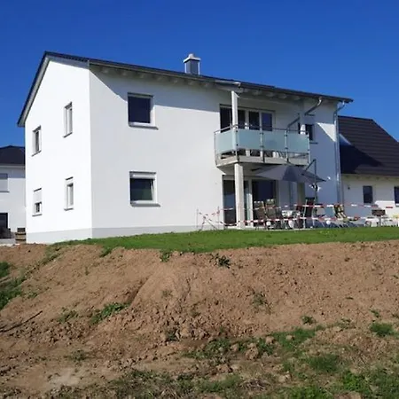 Haus Maria Waldblick, Hochwertige Ausstattung 2 Schlafzimmer, Naehe Legoland Apartmán Burtenbach